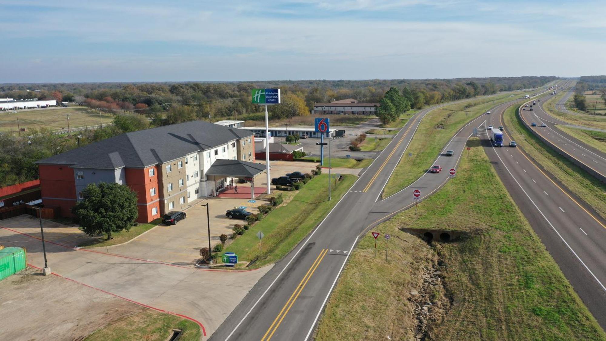 Holiday Inn Express & Suites Sulphur Springs By Ihg Ngoại thất bức ảnh